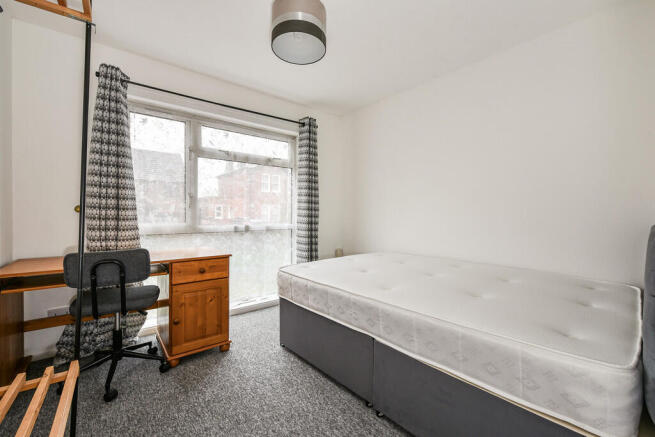 Room 1 (3)