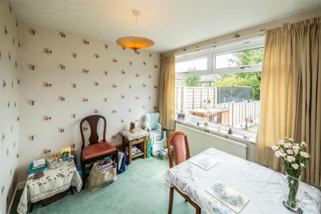Fernlea, Intake, Golcar, Huddersfield, HD7 4RB photo 4