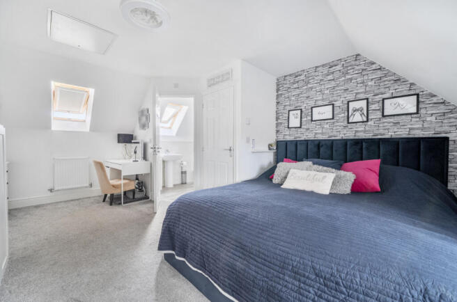Garrett Drive, Shinfield, Reading, Berkshire, RG2 photo 2