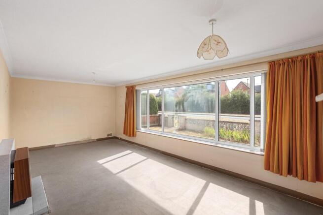 3 bed Detached Bungalow for sale Image 6