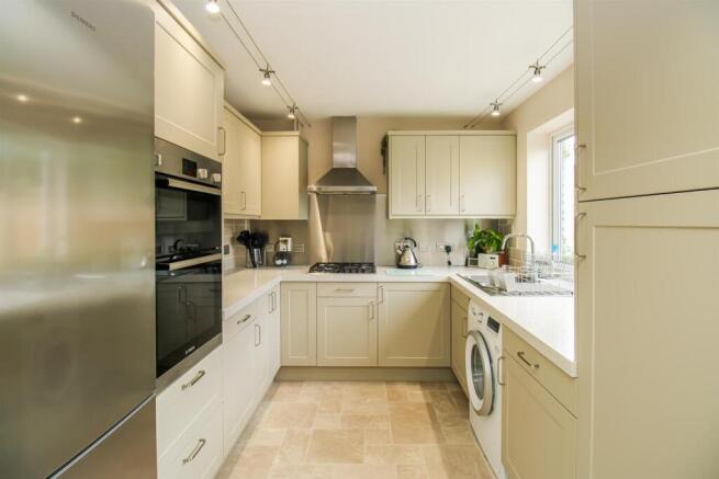 3 bed Detached for sale Image 2