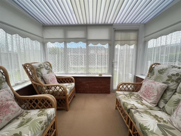 2 bed Detached for sale Image 6