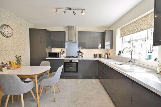 Kitchen/Breakf...
