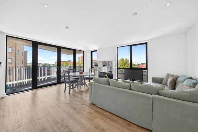 Living/dining room