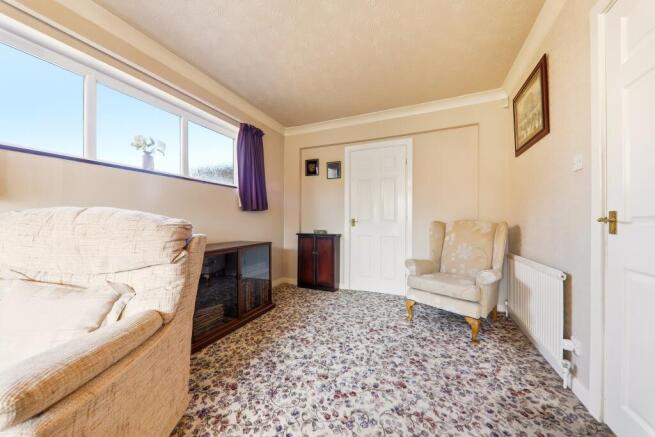 4 bed Detached for sale Image 5