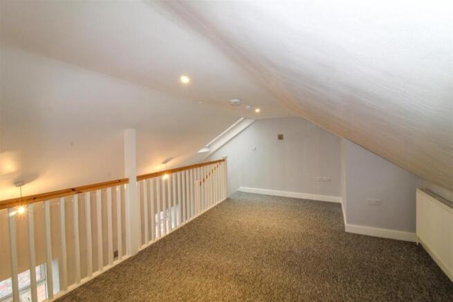1 bed Flat to rent Image 4