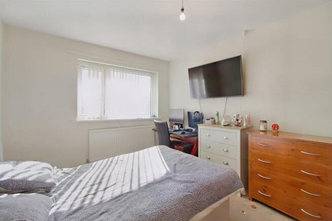 8534660-interior04-800.JPG
