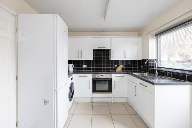 2 bed Terraced for sale Image 5