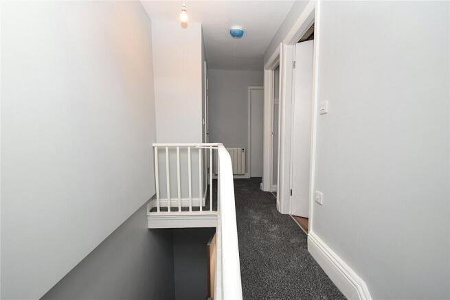 1 bed Apartment to rent Image 12