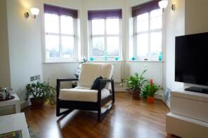 Flat 6, Geoffreys Lodge, Tinsley Lane, Three Bridges, Crawley RH10 8AJ