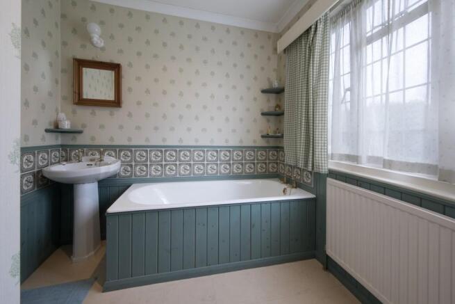 En-suite Bathroom