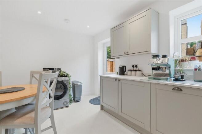 3 bed Detached for sale Image 8