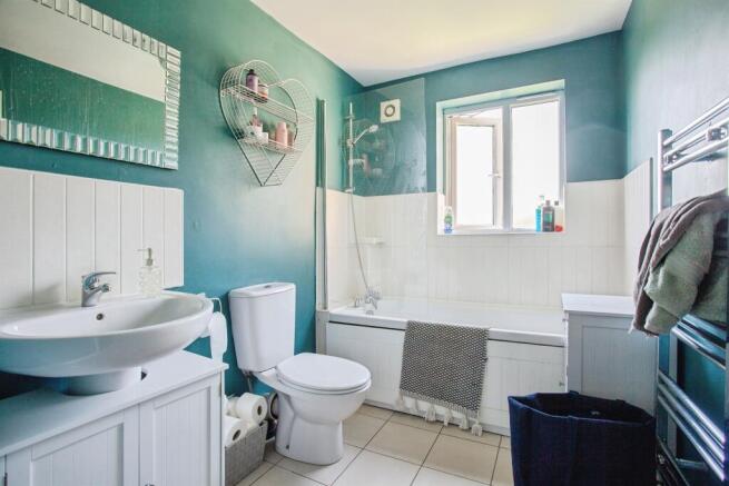 4 bed End of Terrace for sale Image 8