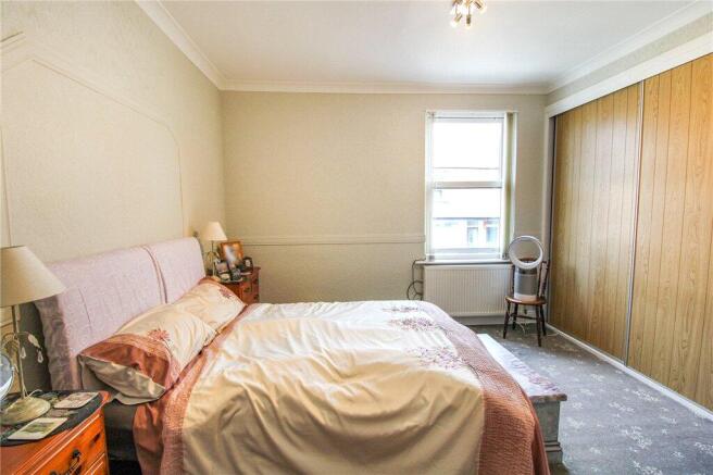3 bed Terraced for sale Image 11
