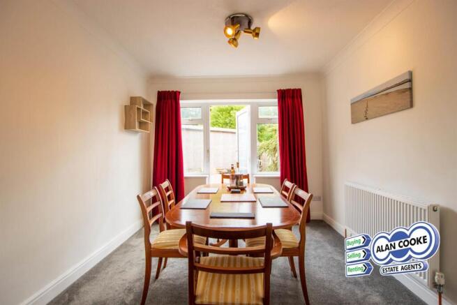 3 bed Semi-Detached for sale Image 9