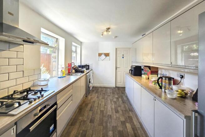 45 Shobnall Street, Burton-on-Trent, Staffordshire, DE14 2HH photo 4