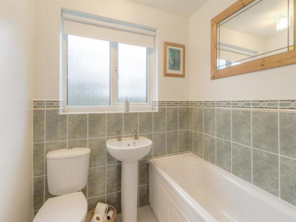 Bathroom.jpg