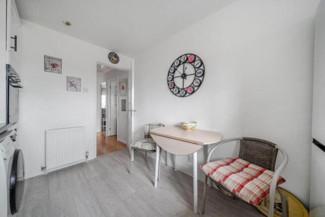 2 bed Semi-Detached Bungalow for sale Image 8