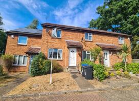 10, Clover Court, Woking GU22 0HH