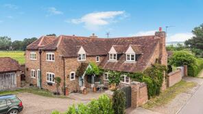 1, The Old Cottage, Pooleys Lane, Welham Green, Hatfield AL9 7LQ