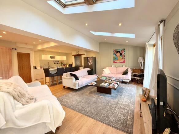 Banbury Road, Stratford-Upon-Avon, Warwickshire, CV37 photo 4