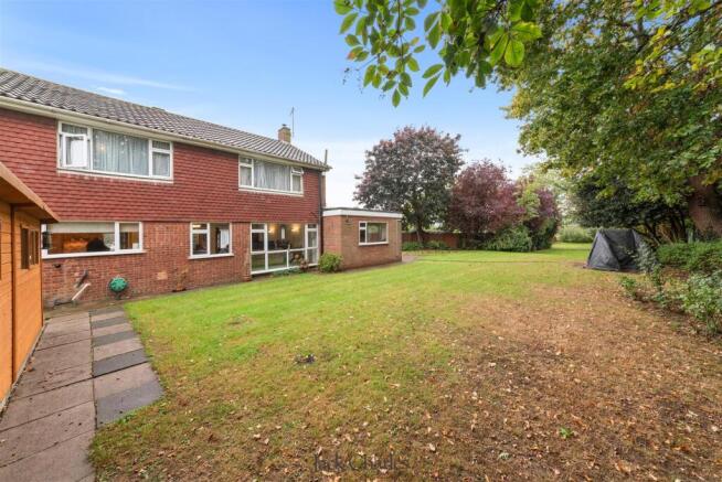 9 Correnden Road_-32.jpg