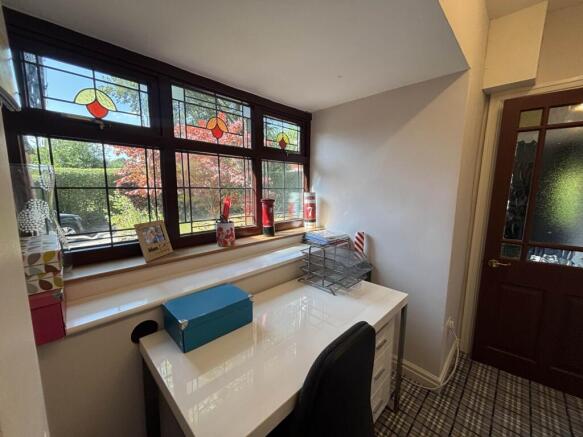 3 bed Semi-Detached for sale Image 8