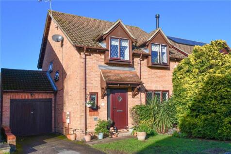 Moor Close, Finchampstead, Wokingham, Berkshire, RG40