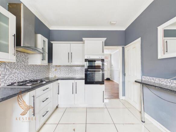 2 bed Terraced for sale Image 8