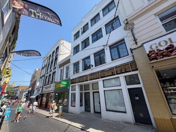 18harbourstreetshop1.jpg