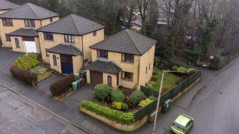8 Birks Road, Longwood, Huddersfield, HD3 4TD