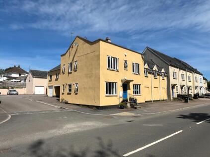 Halfmoon Court, Plymouth Road, Buckfastleigh