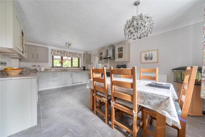 Court Close, Abermule, Montgomery, Powys photo 5