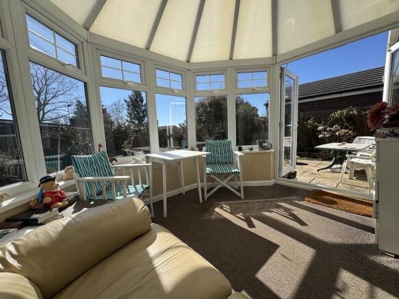 3 - Doors to Garden.jpg