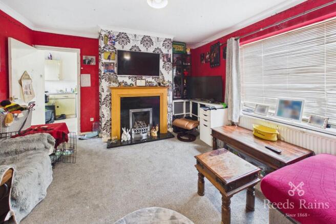 3 bed Semi-Detached for sale Image 5