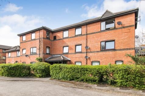Wetherby Gardens, Farnborough , gu14