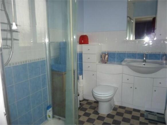 En Suite Shower Room