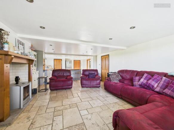 Living Room/Kitchen