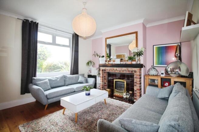 3 bed Terraced for sale Image 2
