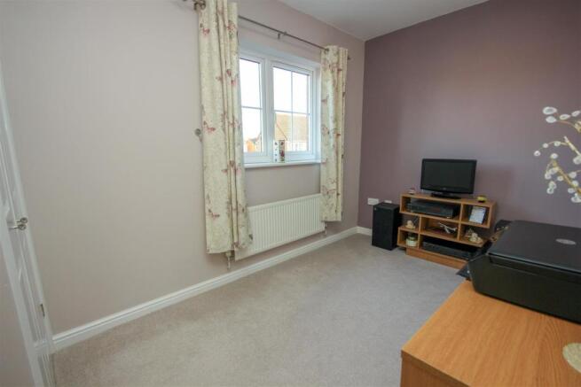 Bedroom 4.jpg