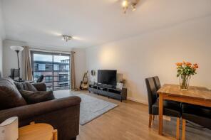 65, Quadrant Court, Jubilee Square, Reading RG1 2GU