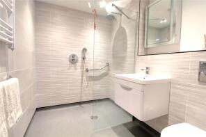 17, Churchill Court, Ainsley Close, London N9 9XJ