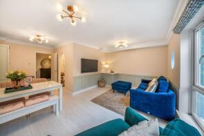 Flat 15, Riverside Walk, The Alders, West Wickham BR4 9PZ
