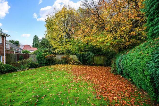 Spindlewoods, Tadworth photo 4