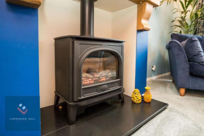 Gas log burner