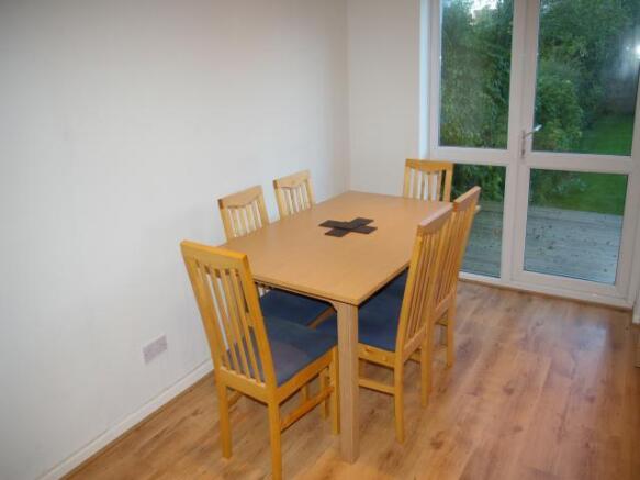 DINING ROOM: