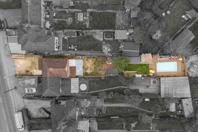 118 Little Marlow Rd, SL7 1HG Drone (LOW RES)-3