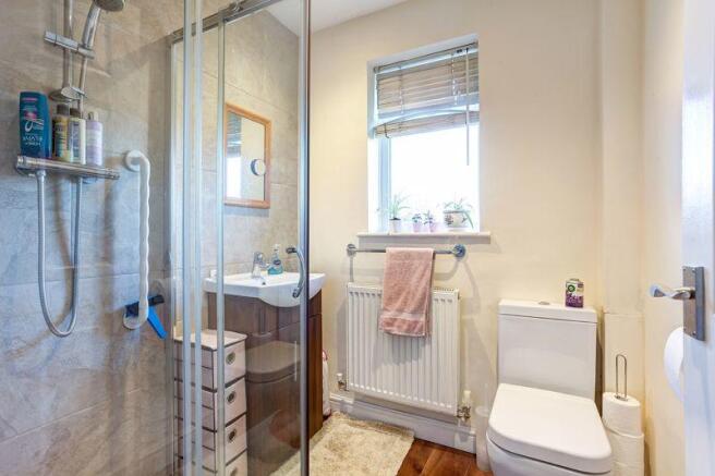 SHOWER ROOM