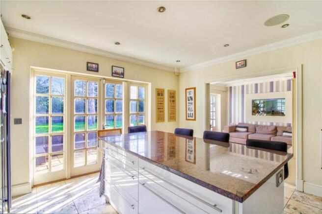 Kitchen_5_dp_4787837_large