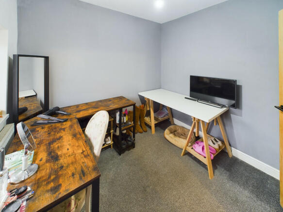 Photo 16